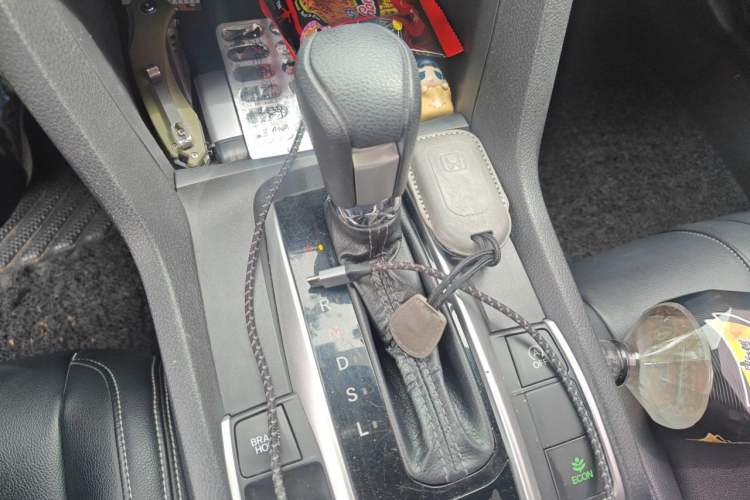 Used Honda Civic 2016 220TURBO CVT Luxury Edition Gear Lever