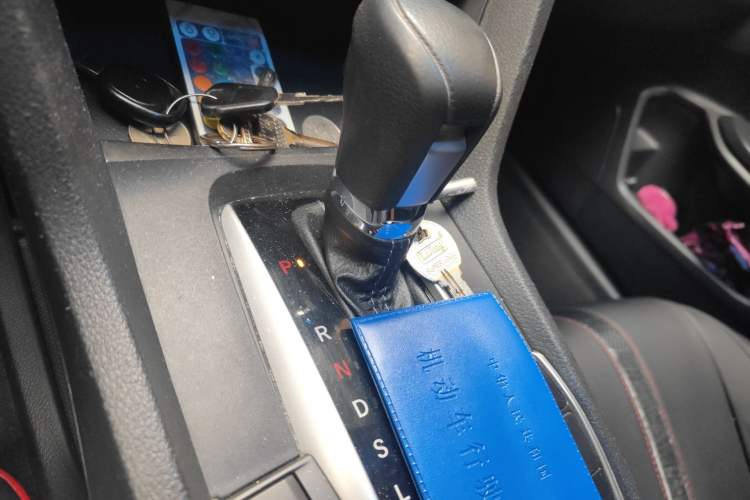 Used Honda Civic 2016 180TURBO CVT Comfort Version Gear Lever
