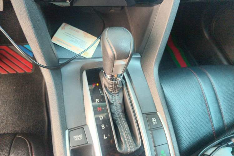 Used Honda Civic 2016 220TURBO CVT Luxury Edition Gear Lever