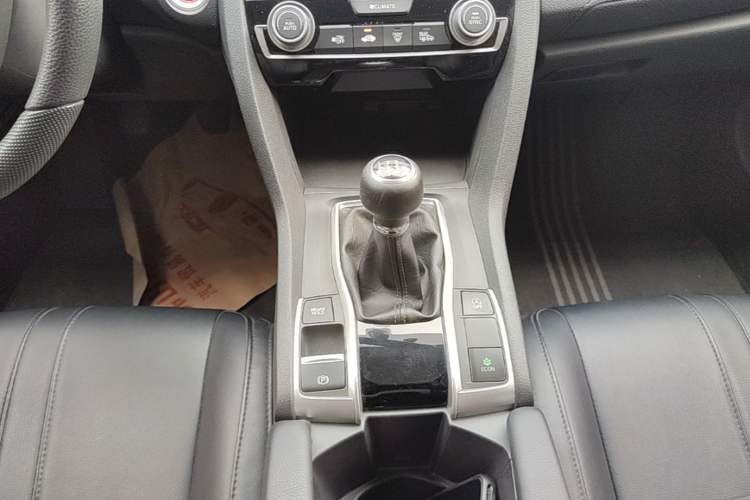 Used Honda Civic 2016 220TURBO Manual Luxury Edition Gear Lever
