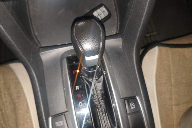 Used Honda Civic 2016 220TURBO CVT Luxury Edition Gear Lever