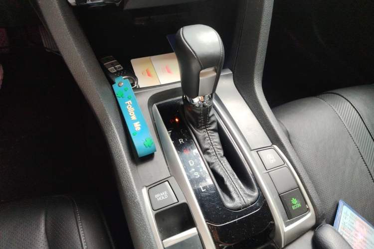 Used Honda Civic 2016 220TURBO CVT Prestige Edition Gear Lever
