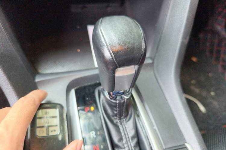 Used Honda Civic 2016 220TURBO CVT Prestige Edition Gear Lever