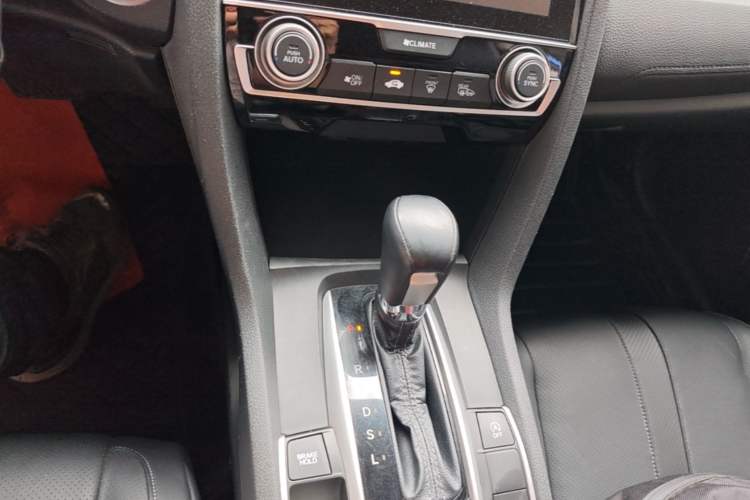 Used Honda Civic 2016 220TURBO CVT Prestige Edition Gear Lever