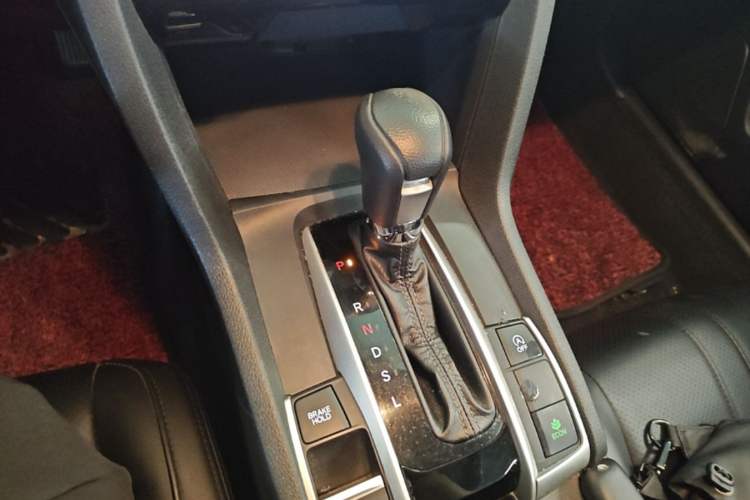 Used Honda Civic 2016 220TURBO CVT Luxury Edition Gear Lever
