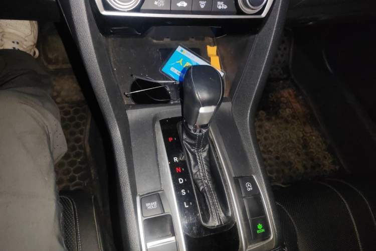 Used Honda Civic 2016 220TURBO CVT Prestige Edition Gear Lever