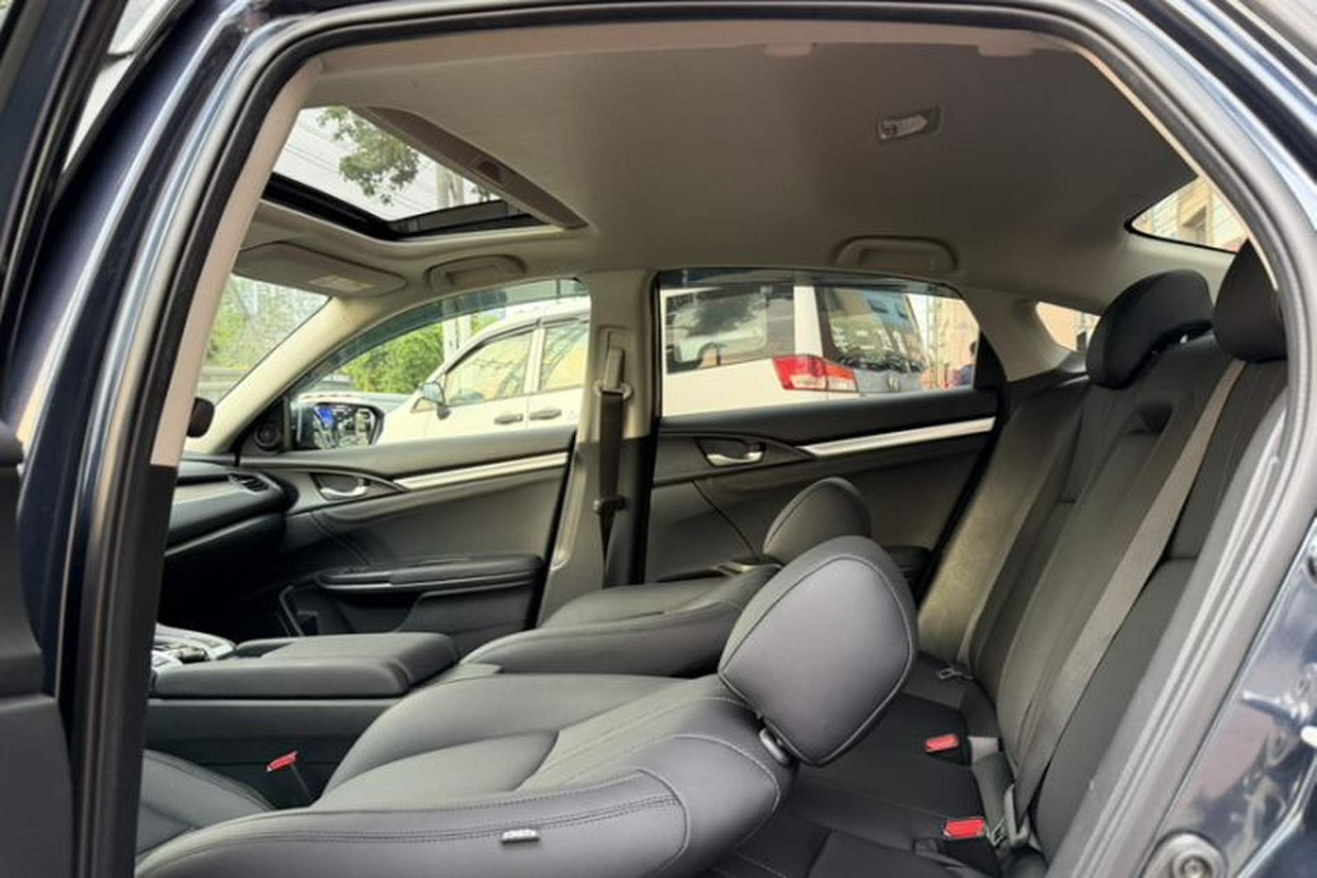Used Honda Civic 2016 220TURBO CVT Luxury Edition Headliner