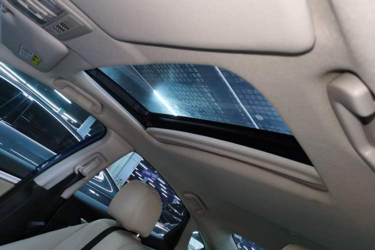 Used Honda Civic 2016 220TURBO CVT Luxury Edition Headliner