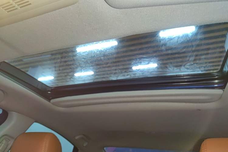 Used Honda Civic 2016 220TURBO CVT Luxury Edition Headliner