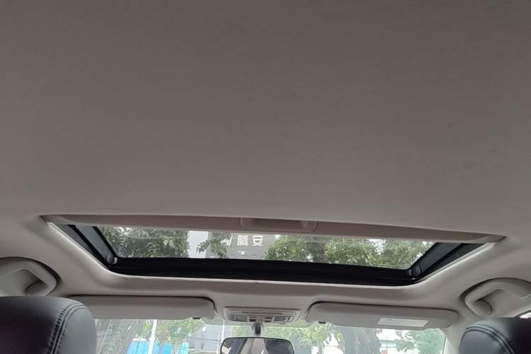 Used Honda Civic 2016 220TURBO Manual Luxury Edition Headliner