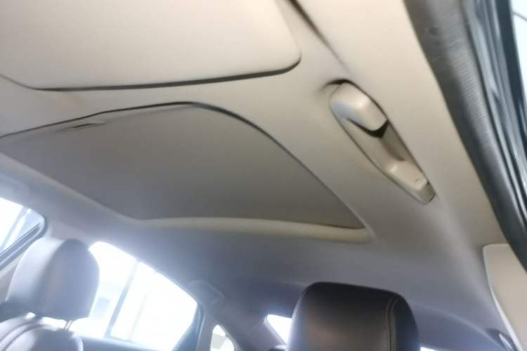 Used Honda Civic 2016 220TURBO CVT Luxury Edition Headliner