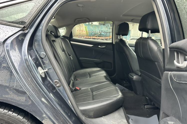 Used Honda Civic 2016 220TURBO CVT Prestige Edition Interior 1