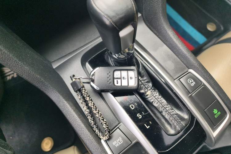Used Honda Civic 2016 220TURBO CVT Prestige Edition Interior 1