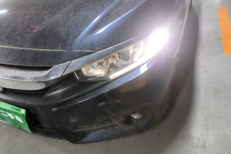 Used Honda Civic 2016 220TURBO Manual Luxury Edition Left Front Headlight