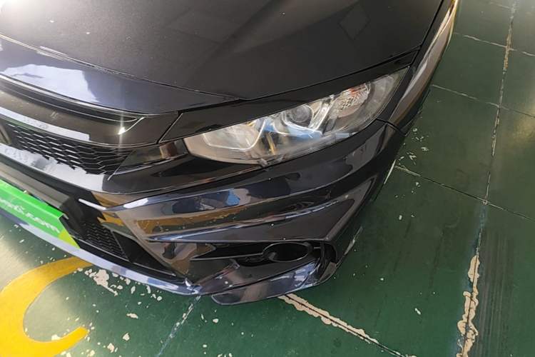 Used Honda Civic 2016 220TURBO Manual Luxury Edition Left Front Headlight