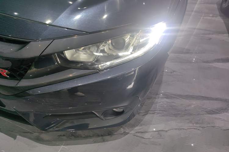 Used Honda Civic 2016 220TURBO CVT Luxury Edition Left Front Headlight