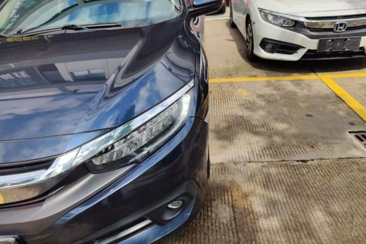 Used Honda Civic 2016 220TURBO CVT Prestige Edition Left Front Headlight
