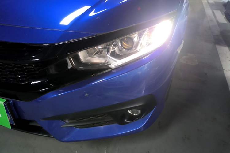Used Honda Civic 2016 220TURBO Manual Luxury Edition Left Front Headlight