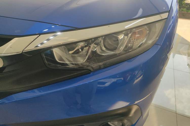 Used Honda Civic 2016 220TURBO CVT Luxury Edition Left Front Headlight