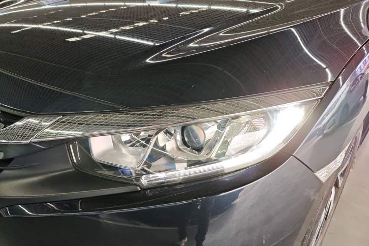 Used Honda Civic 2016 220TURBO CVT Luxury Edition Left Front Headlight