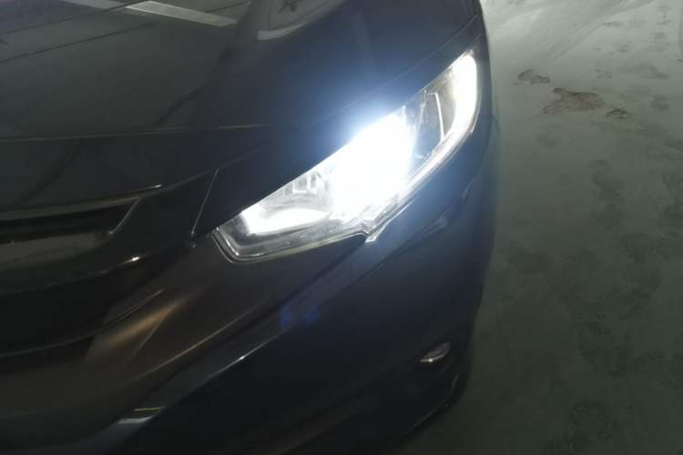 Used Honda Civic 2016 220TURBO CVT Luxury Edition Left Front Headlight