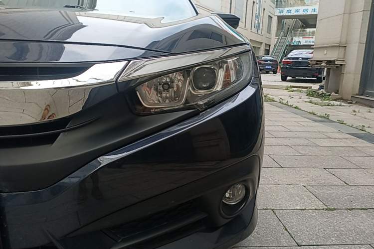 Used Honda Civic 2016 220TURBO CVT Luxury Edition Left Front Headlight