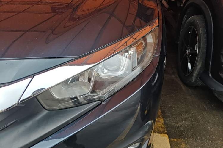 Used Honda Civic 2016 180TURBO CVT Comfort Version Left Front Headlight