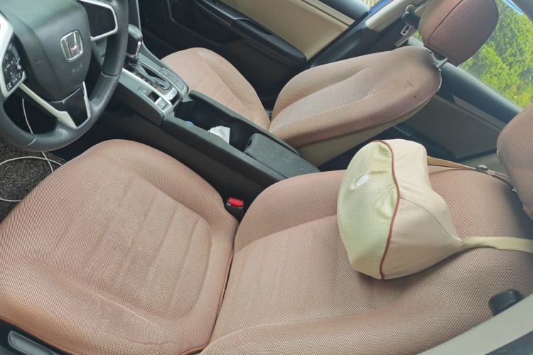 Used Honda Civic 2016 220TURBO CVT Luxury Edition Left Front Seat