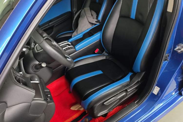 Used Honda Civic 2016 220TURBO CVT Luxury Edition Left Front Seat