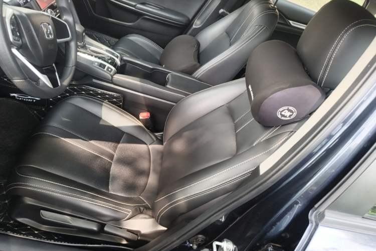 Used Honda Civic 2016 220TURBO CVT Luxury Edition Left Front Seat