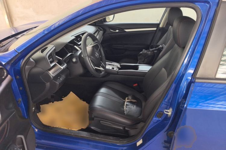 Used Honda Civic 2016 220TURBO CVT Luxury Edition Left Front Seat