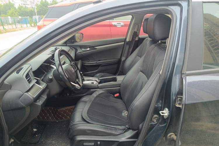 Used Honda Civic 2016 220TURBO CVT Prestige Edition Left Front Seat