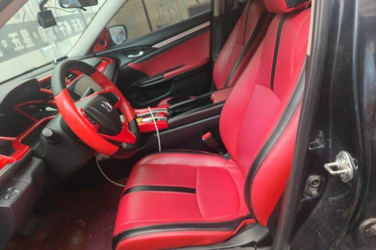 Used Honda Civic 2016 220TURBO CVT Luxury Edition Left Front Seat