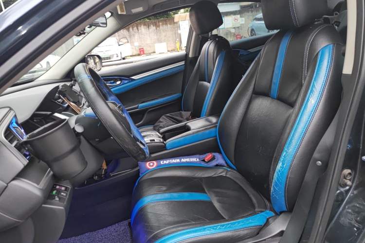 Used Honda Civic 2016 220TURBO CVT Luxury Edition Left Front Seat