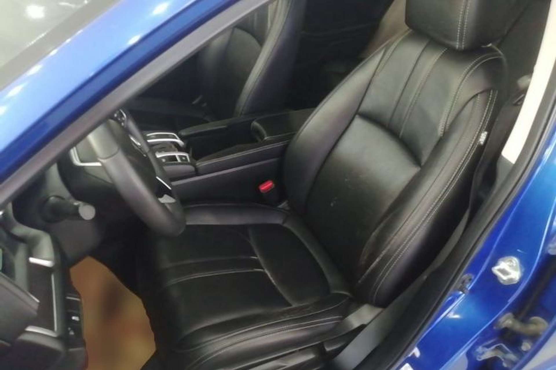 Used Honda Civic 2016 220TURBO CVT Luxury Edition Left Front Seat
