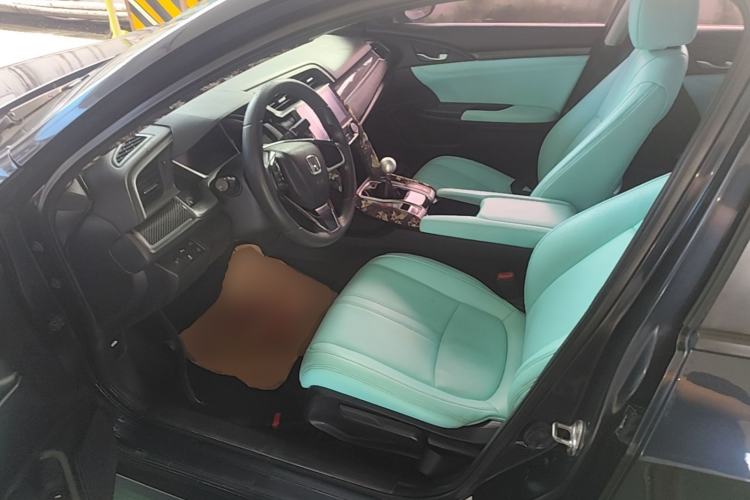 Used Honda Civic 2016 220TURBO Manual Luxury Edition Left Front Seat