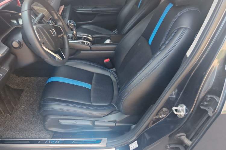 Used Honda Civic 2016 220TURBO Manual Luxury Edition Left Front Seat