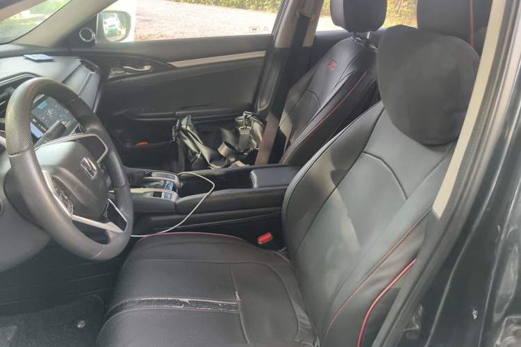 Used Honda Civic 2016 220TURBO CVT Luxury Edition Left Front Seat
