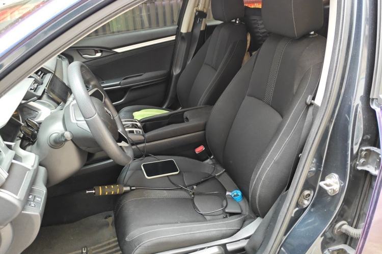 Used Honda Civic 2016 220TURBO CVT Luxury Edition Left Front Seat
