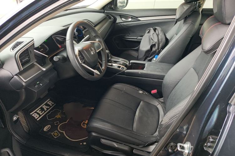 Used Honda Civic 2016 220TURBO CVT Luxury Edition Left Front Seat