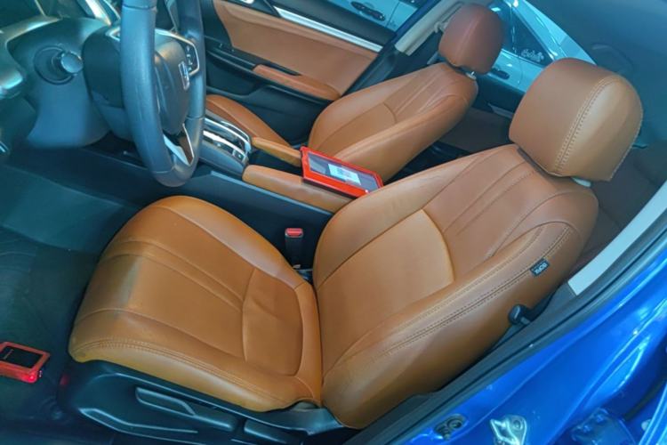 Used Honda Civic 2016 220TURBO CVT Luxury Edition Left Front Seat