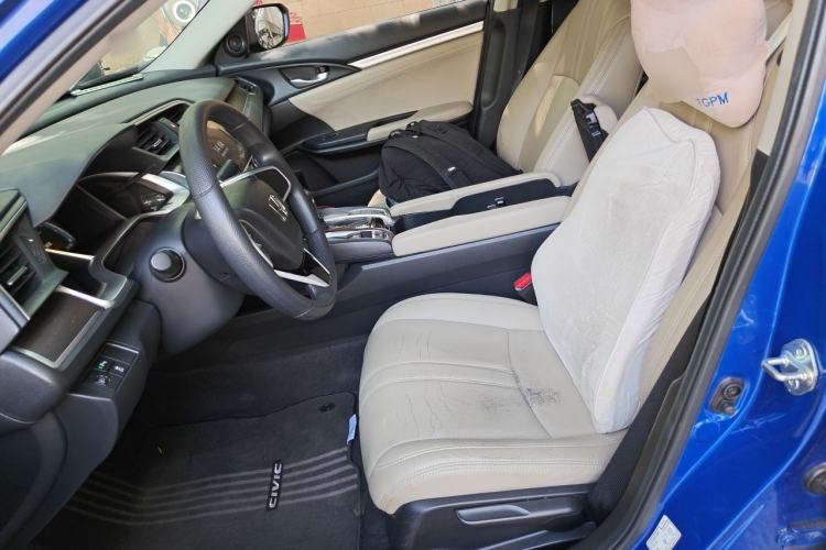 Used Honda Civic 2016 220TURBO CVT Luxury Edition Left Front Seat