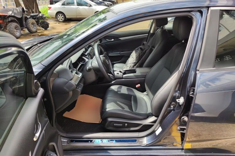 Used Honda Civic 2016 220TURBO CVT Prestige Edition Left Front Seat