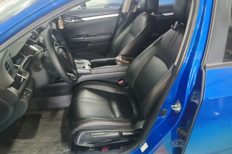 Used Honda Civic 2016 220TURBO CVT Luxury Edition Left Front Seat