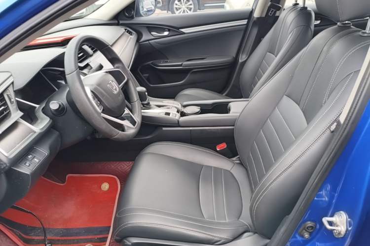 Used Honda Civic 2016 220TURBO CVT Luxury Edition Left Front Seat