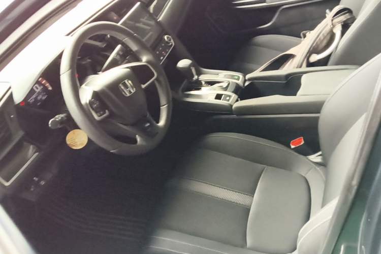 Used Honda Civic 2016 180TURBO CVT Comfort Version Left Front Seat