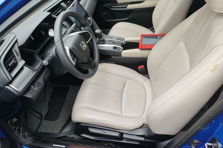 Used Honda Civic 2016 180TURBO CVT Comfort Version Left Front Seat