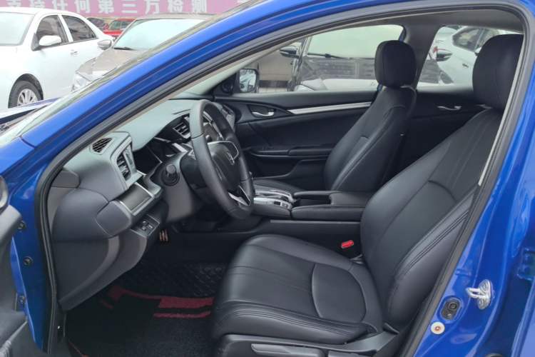 Used Honda Civic 2016 220TURBO CVT Luxury Edition Left Front Seat