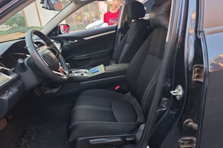 Used Honda Civic 2016 220TURBO CVT Luxury Edition Left Front Seat