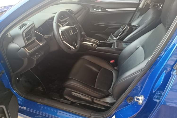 Used Honda Civic 2016 220TURBO CVT Prestige Edition Left Front Seat